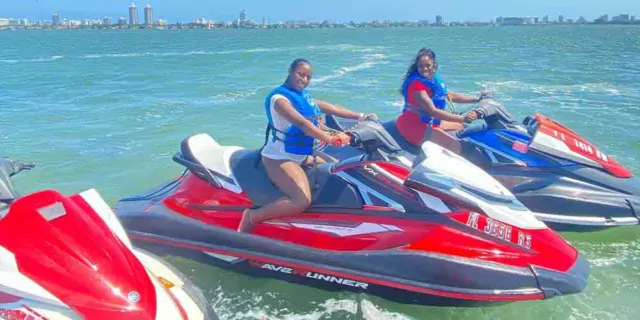 Exciting jet ski rental experience in Miami